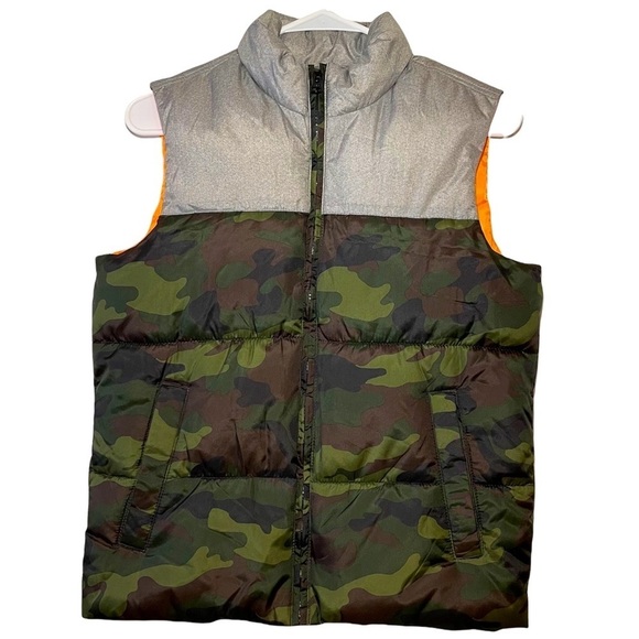 Old Navy Other - OLD Navy Camo Puffer Vest Boy’s Size Large 10/12